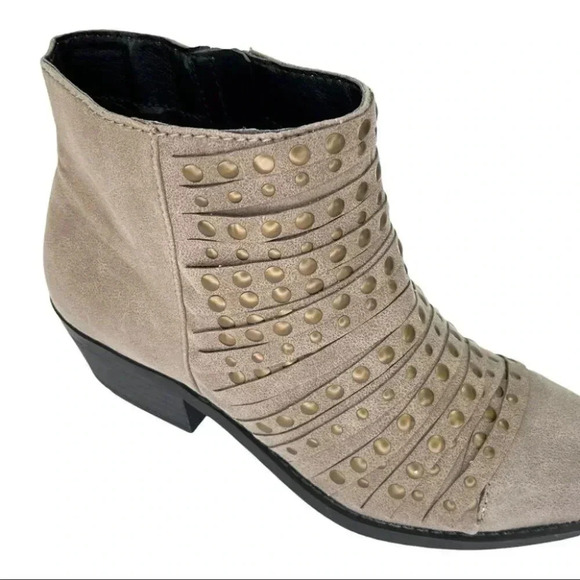 White Mountain Desire Grey Faux Leather Womens Ankle Boots Size 5.5M - Picture 8 of 14